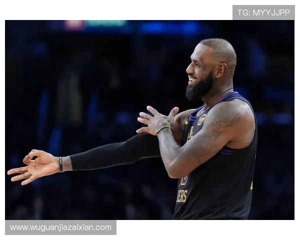 A史密斯质疑詹姆斯关键时刻表现背后是否隐藏赛前饮酒的秘密