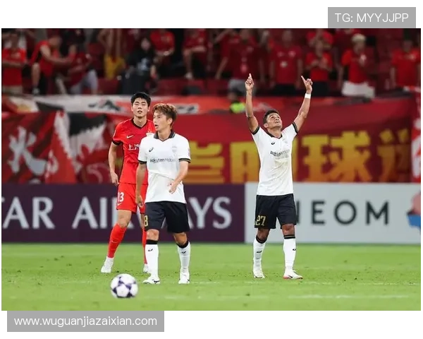 亚冠赛事分析成都遭首尔逆袭海港客场失利回顾